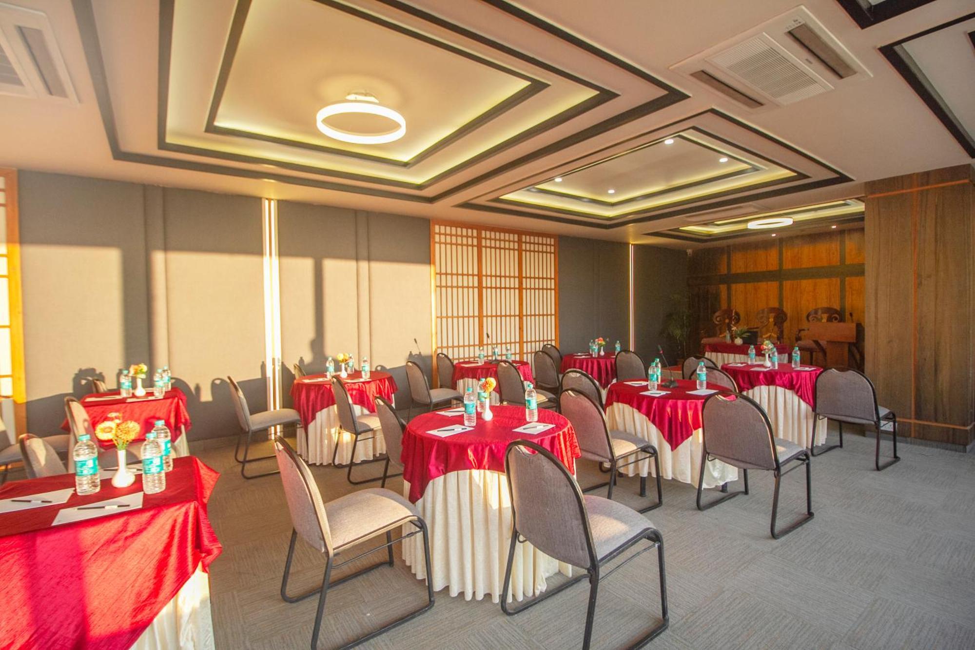 Amritara Surya, Mcleodganj, Dharamshala Hotel Ngoại thất bức ảnh