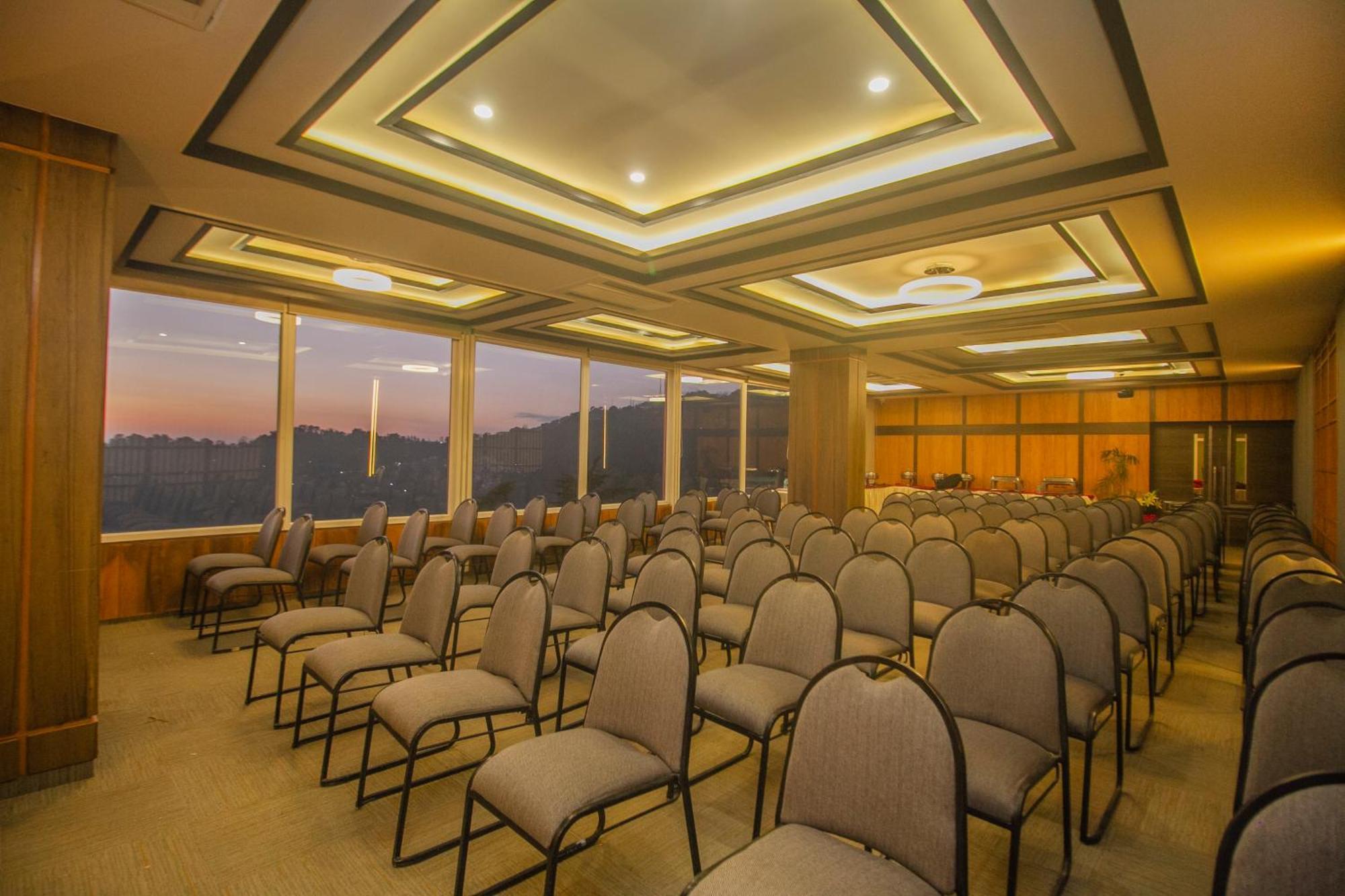Amritara Surya, Mcleodganj, Dharamshala Hotel Ngoại thất bức ảnh
