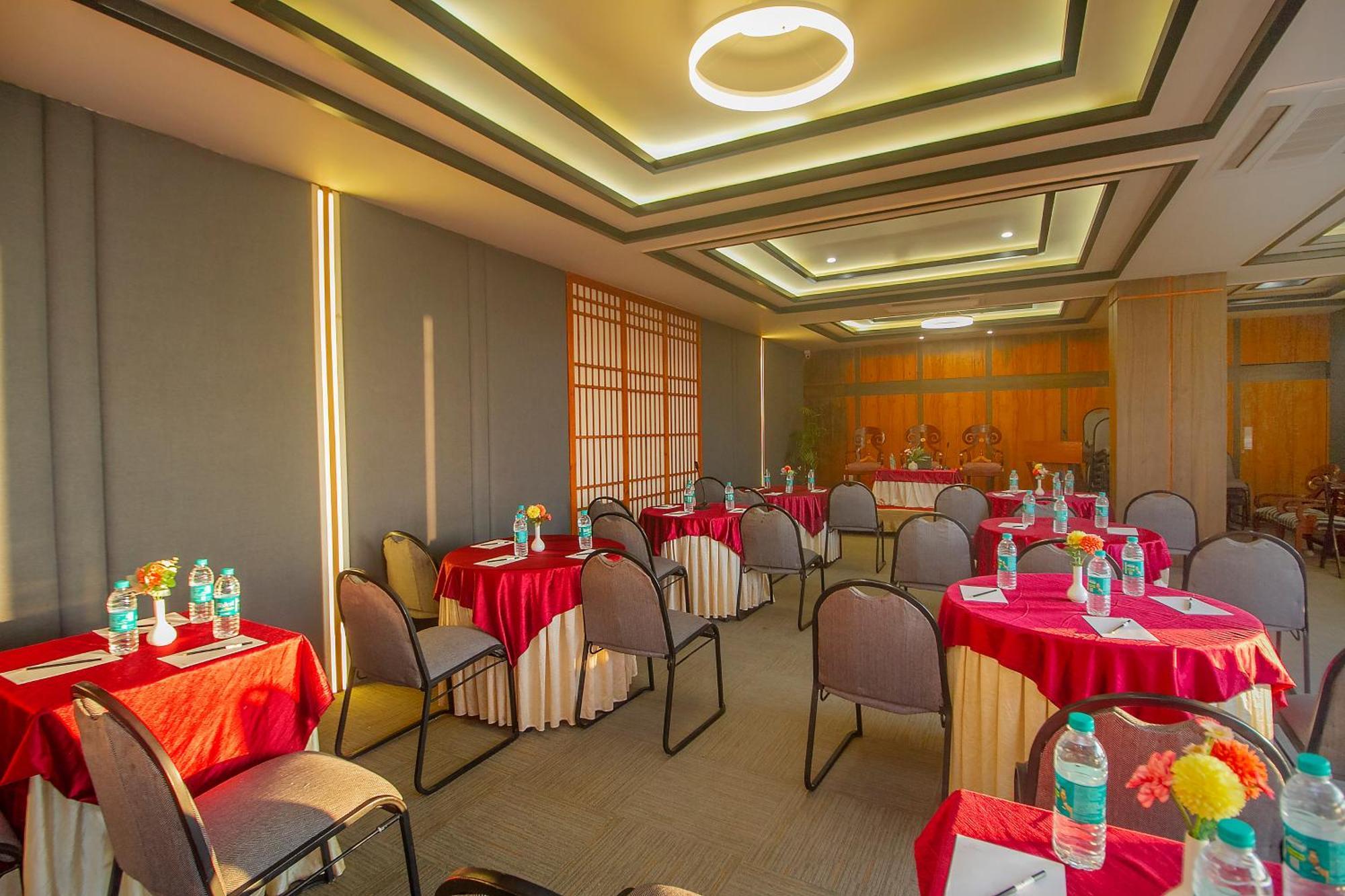 Amritara Surya, Mcleodganj, Dharamshala Hotel Ngoại thất bức ảnh